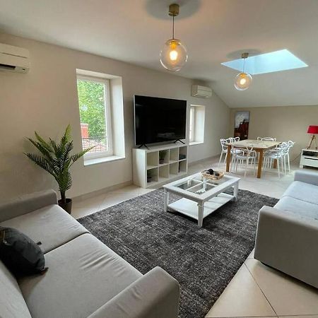 Superbe Appartement Avec 2 Chambres - 9 Personnes - Parking Prive Tournon-sur-Rhone Luaran gambar